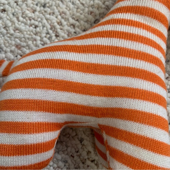 ✨2/$20✨ Little Jellycat Giraffe with Rattle. - Picture 4 of 6